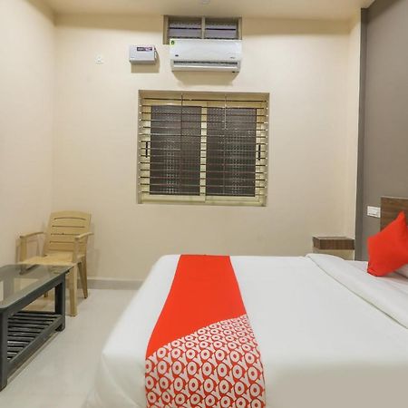 Oyo 64632 Laxmi Palace Hotel Hospet Luaran gambar